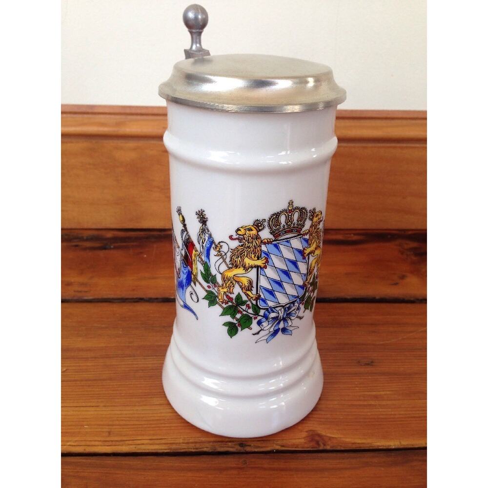 Bavarian Coat of Arms German Porcelain Zinc Lid Rastal Oktoberfest Beer Stein